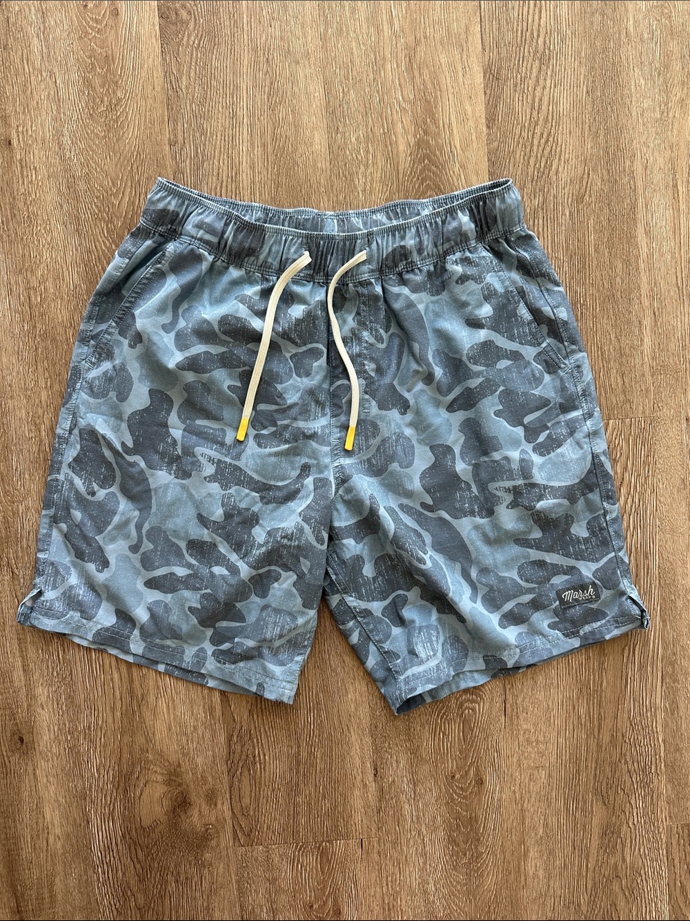 Marsh Wear Fulton Volley Shorts Gray Mallard Camo Medium